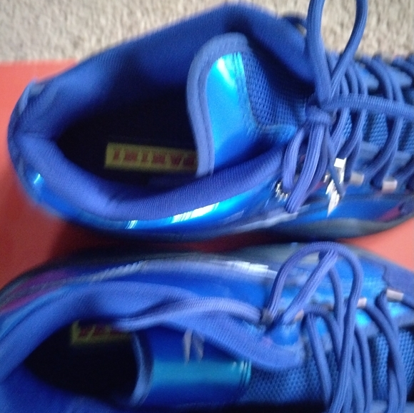 MEN SHOES - Picture 2 of 6